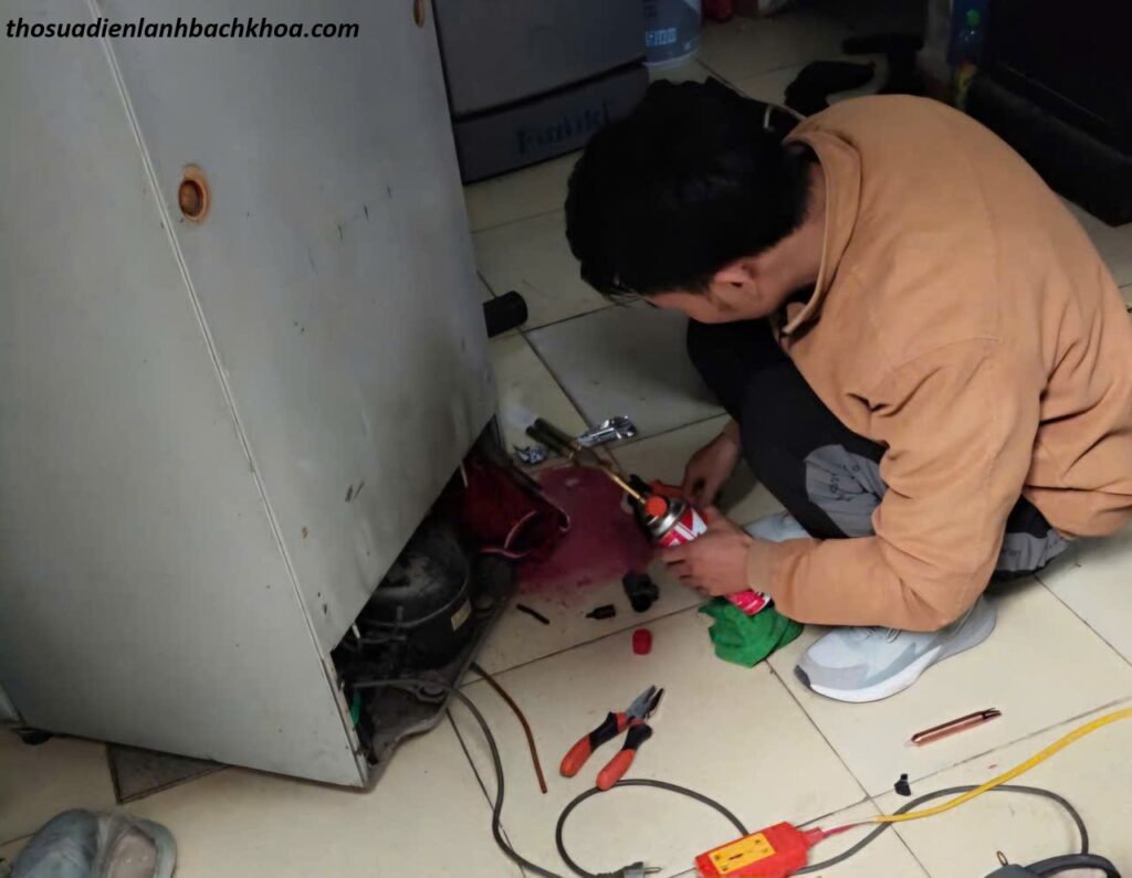 sửa điện lạnh quận tân phú siêu tốc