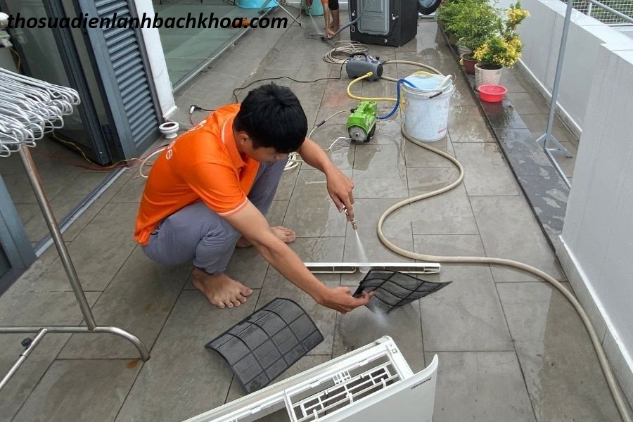 sửa máy lạnh quận 12 uy tín