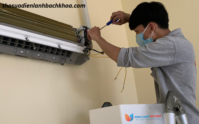 sửa máy lạnh quận 4