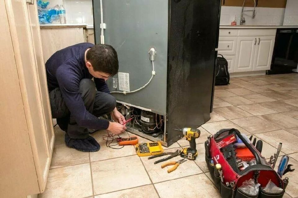 Sửa tủ lạnh quận 1 tại nhà giá rẻ