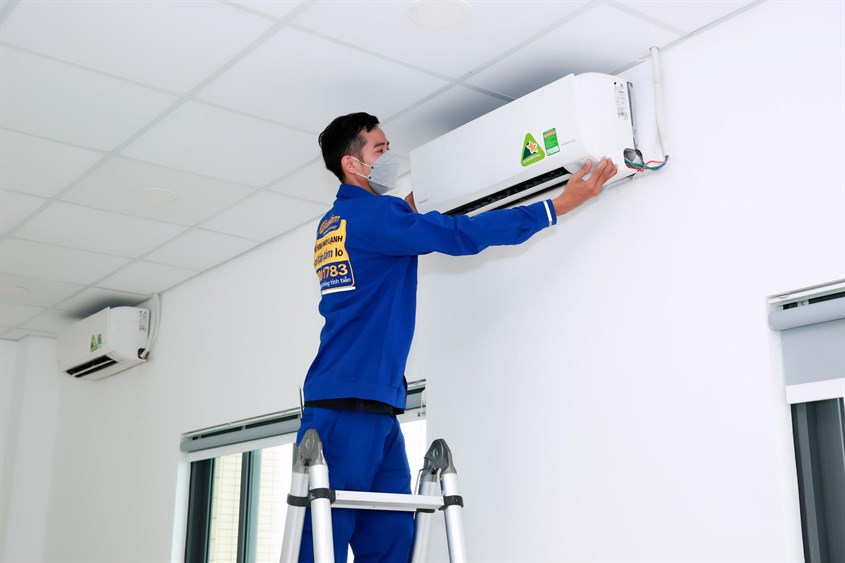 hướng dẫn cách vệ sinh máy lạnh tại nhà 2026