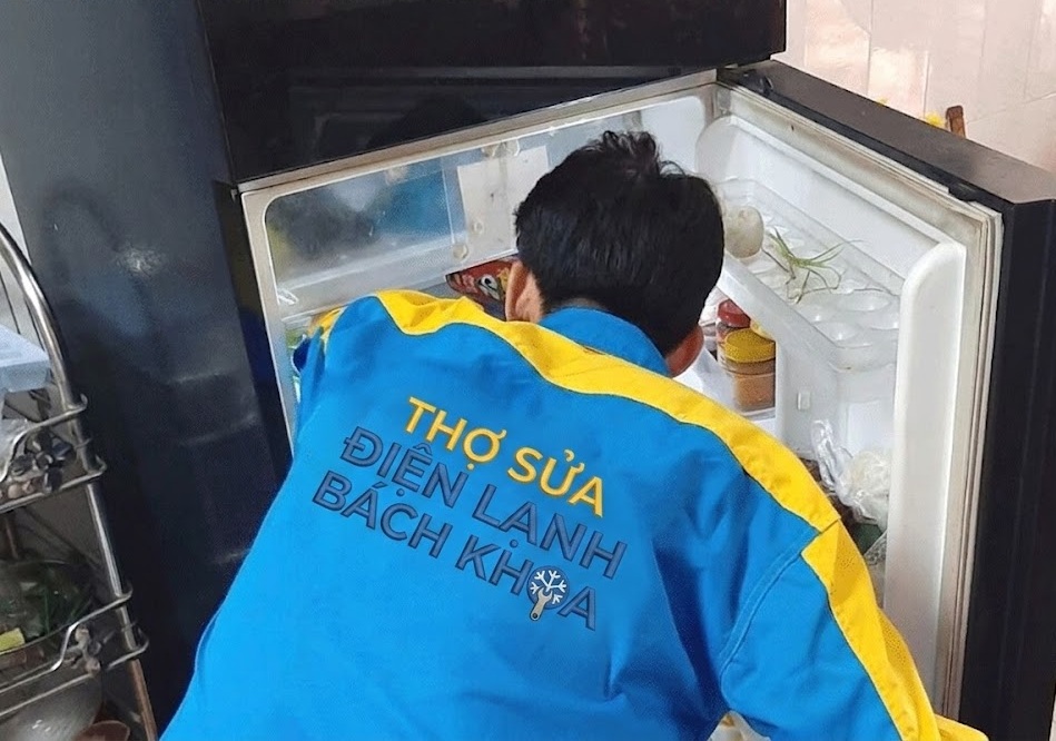 nhận biết tủ lạnh cần thay gas