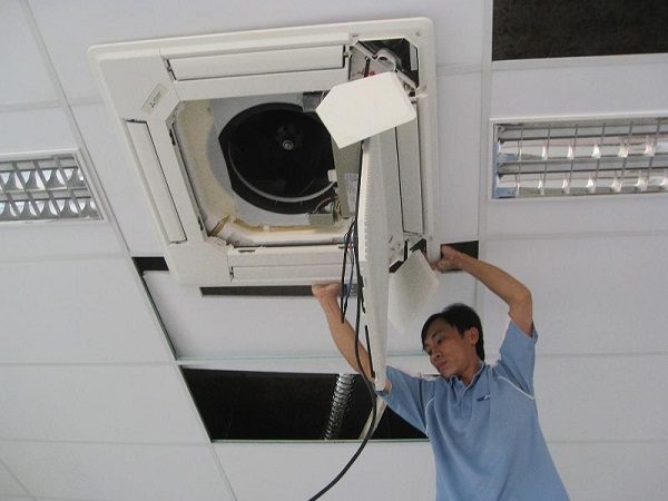 dịch vụ vệ sinh máy lạnh văn phòng uy tín