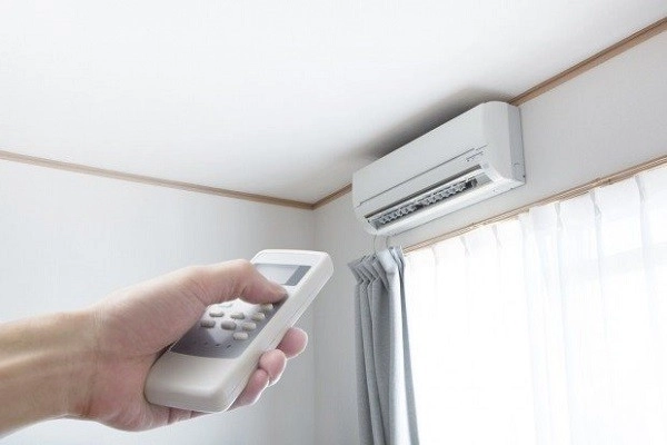 tại sao điều hòa mở lâu không lạnh