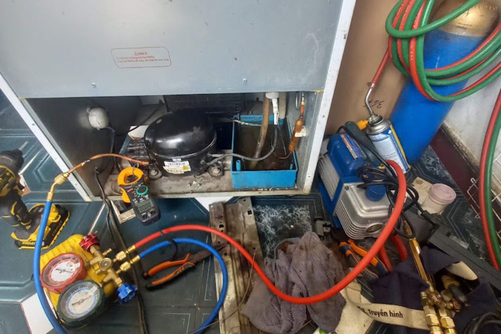 nguyên nhân tủ lạnh bị xì gas