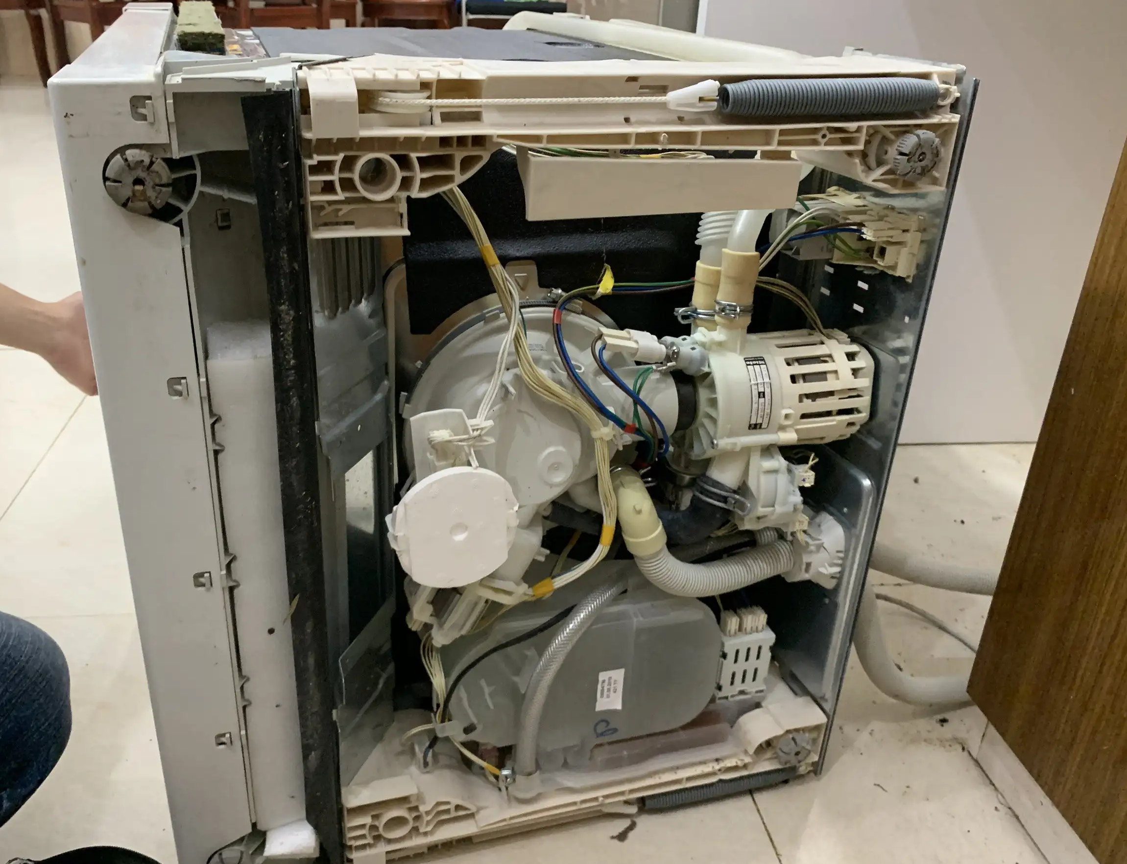 sửa máy rửa chén tại botanica premier